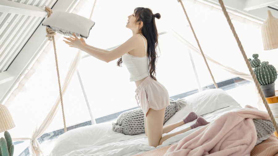 《那一场呼啸而过的青春》预告海报双发 “喜欢你就要耍女流氓”成青春宣言
